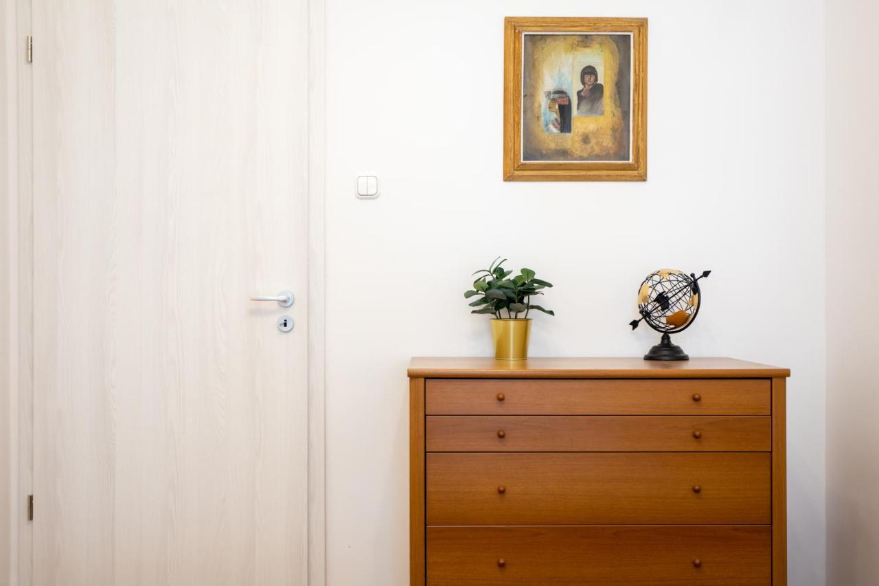 Emerald Suite With Free Parking Budapest Eksteriør billede
